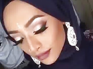 uk hijabi cum face